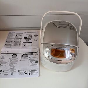 Panasonic Rice Cake Bun Soup Cooker SR-FD106 5 cup